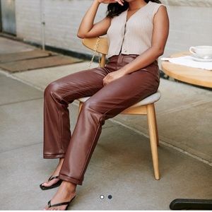 NWT Abercrombie 90s Straight Ultra High Rise Pants